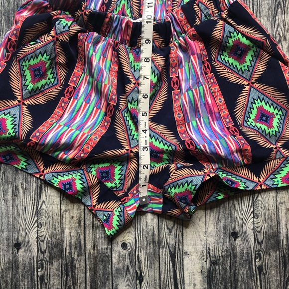 ⚡️Pink Rose Shorts - Picture 5 of 6